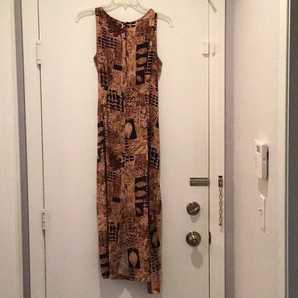 Summer dress - Picture 3 of 8